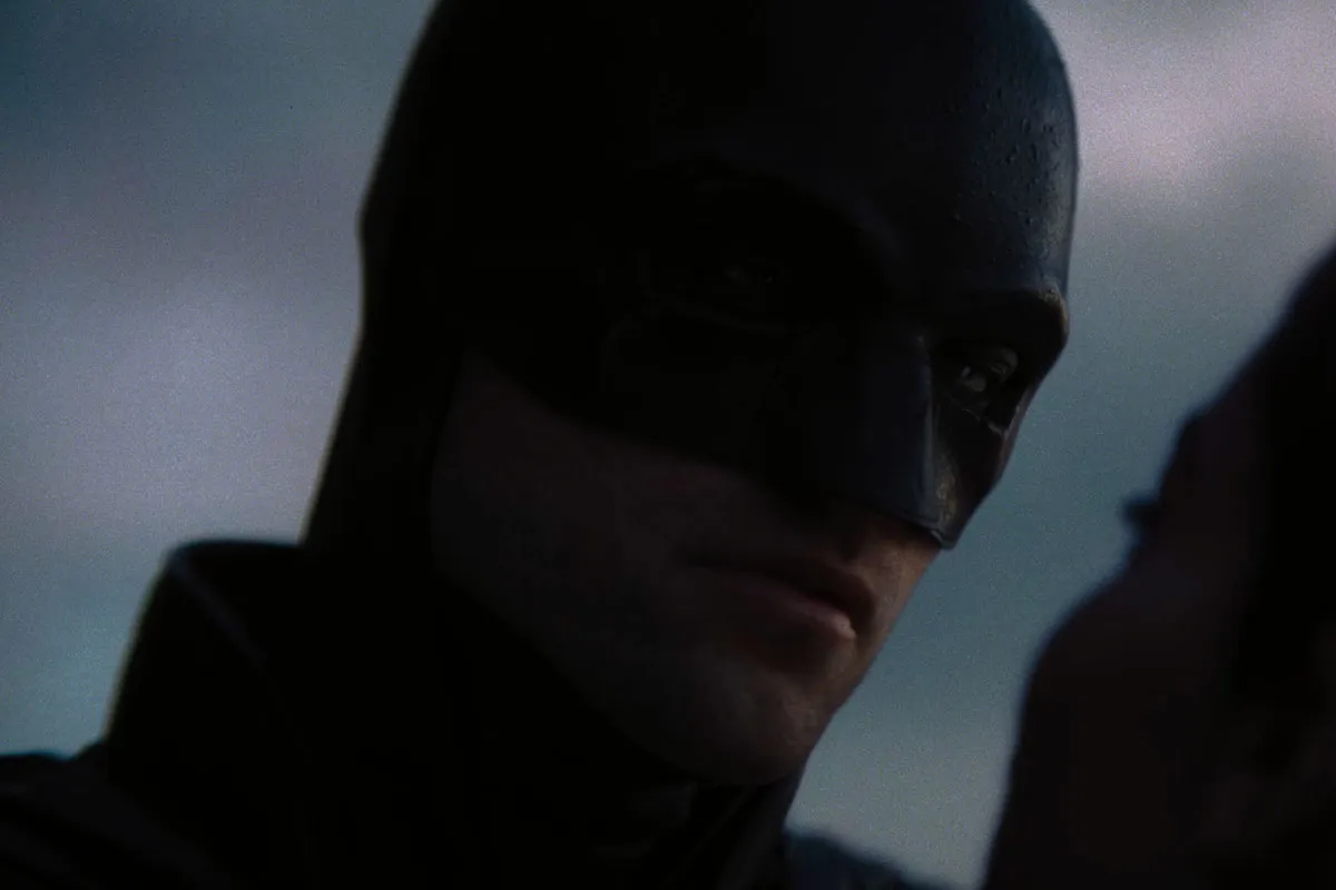 Featured image for Pattinson Promises ‘Radical’ “Batman” Sequel